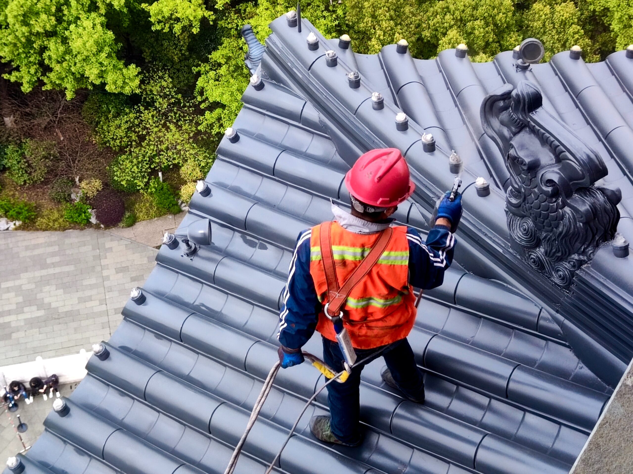 A Comprehensive Guide On Roof Replacement Cost
